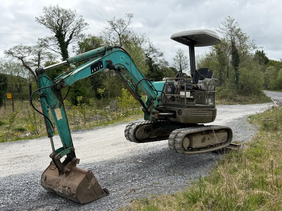 2.5 tone digger yanmar engine - Image 3