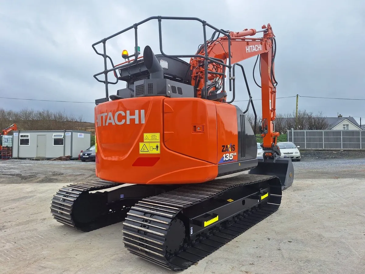 ✅2021 Hitachi ZX135USLC-6💯 - Image 3