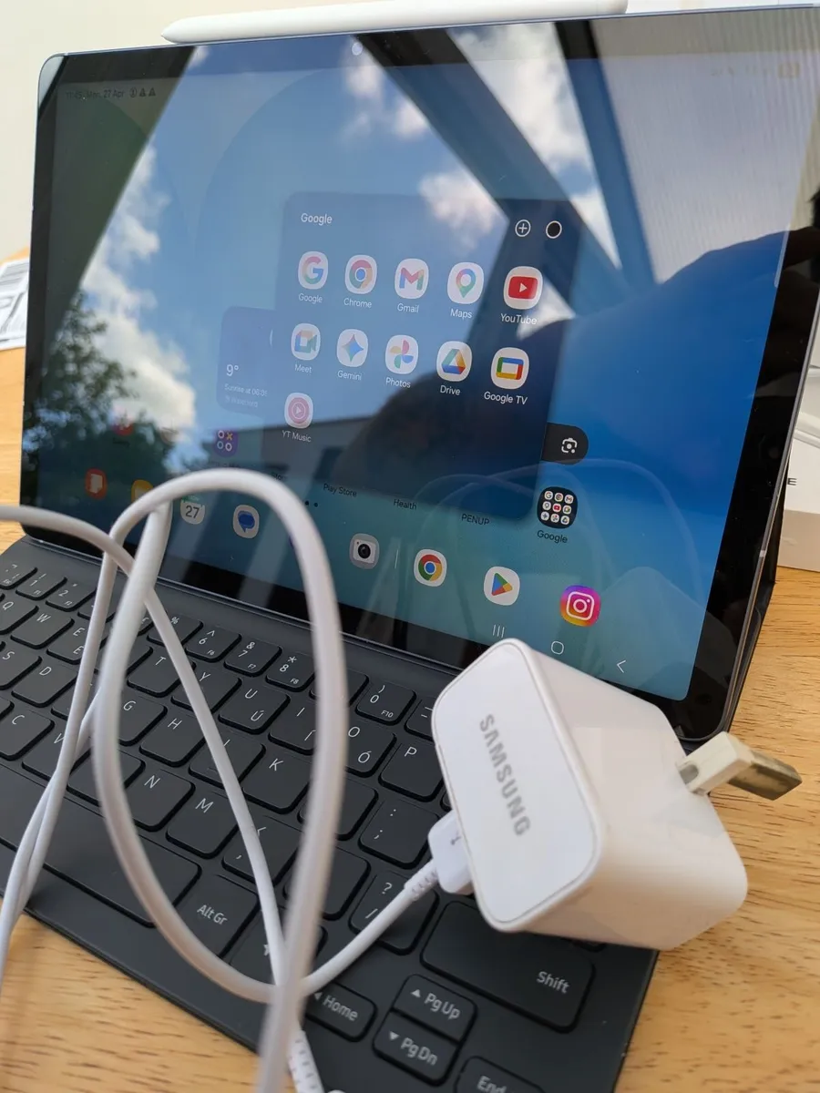 Samsung Galaxy Tab S10 FE - Image 2