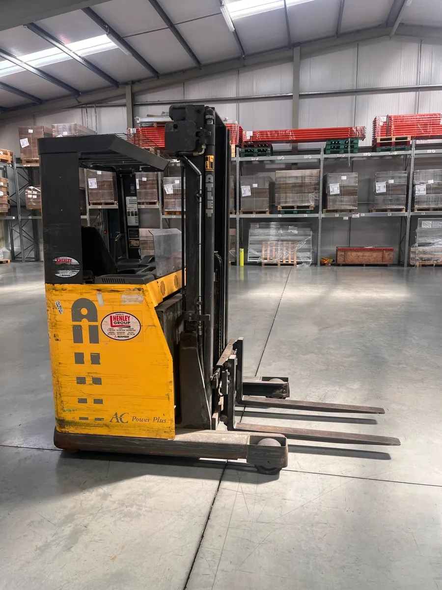 Atlet Reach Truck - Image 1