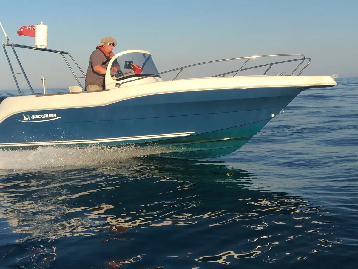 Quicksilver 630wa  with one year old Suzuki 150 - Image 4