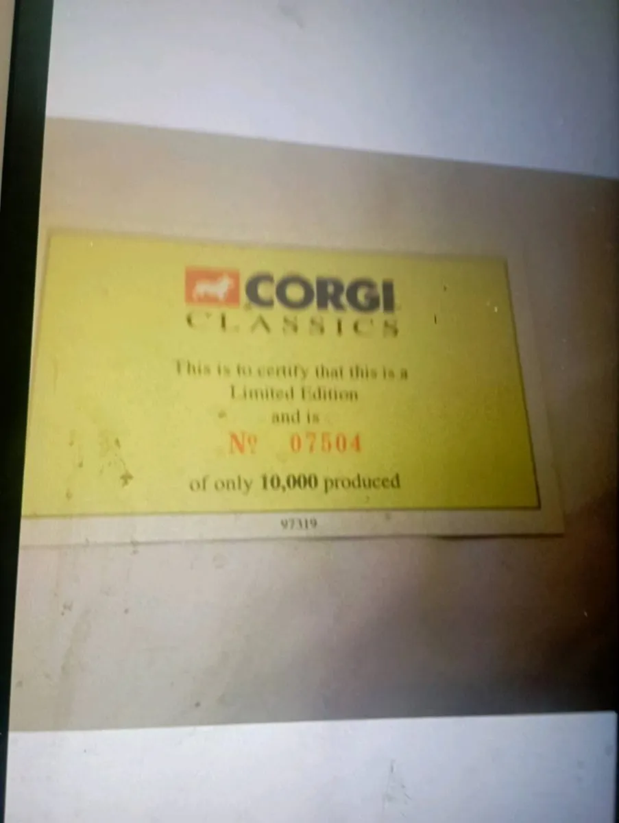 VINTAGE CLASSIC CORGI ERF DIE-CAST MODEL TARKER. - Image 3