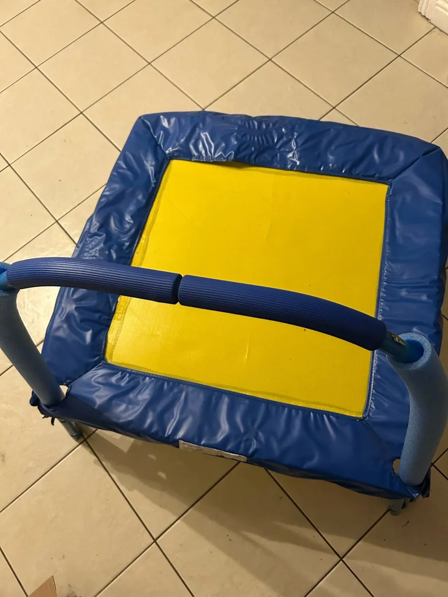 Kids trampoline - Image 2