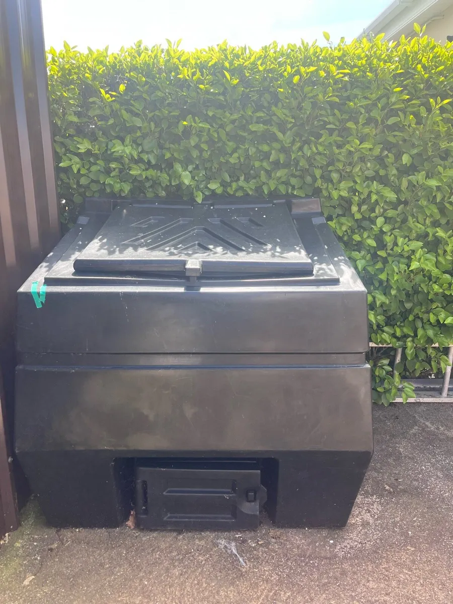 Coal bunker - Image 1