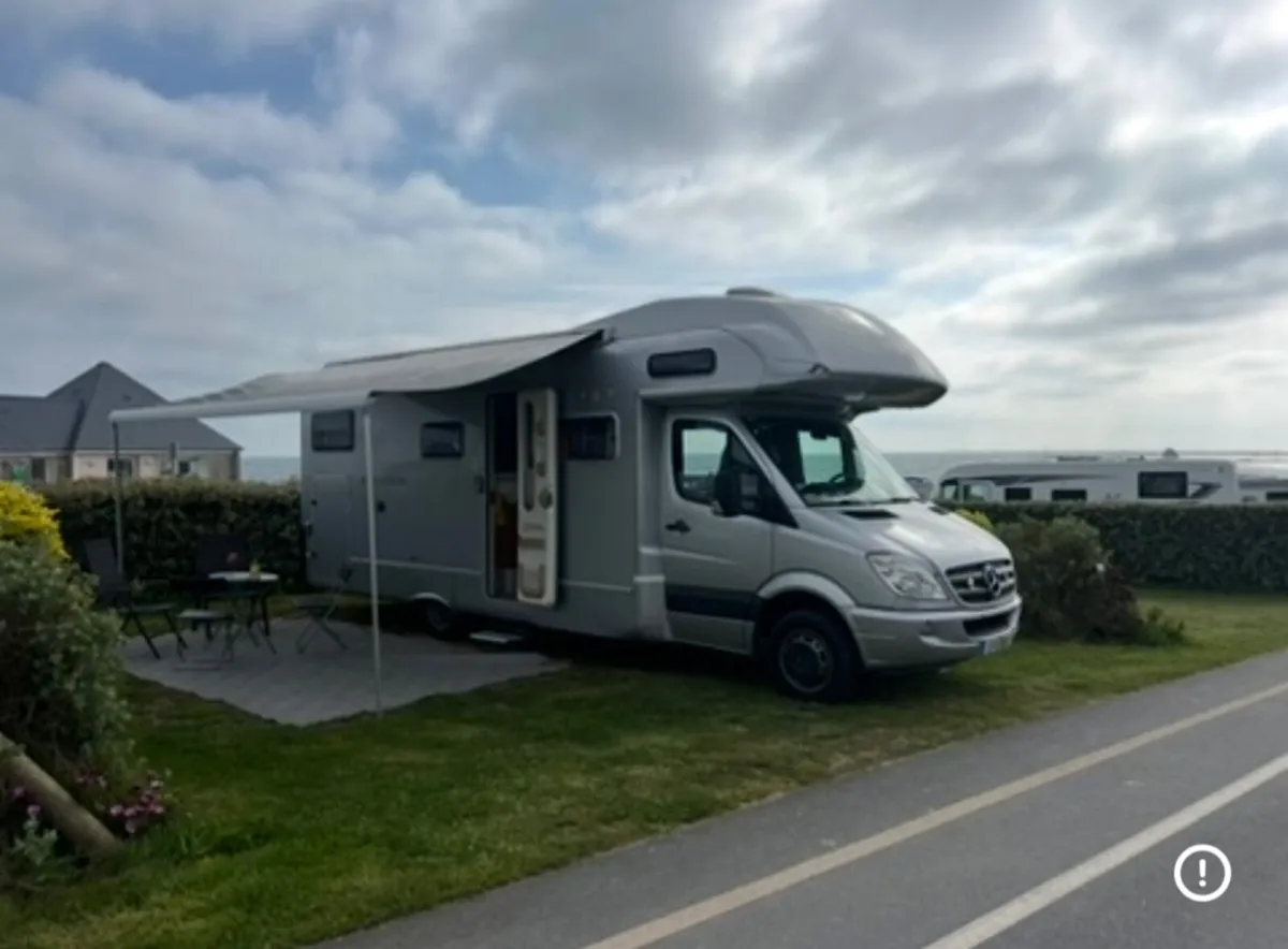 Camper - Mercedes Geist, 2007 - Image 1