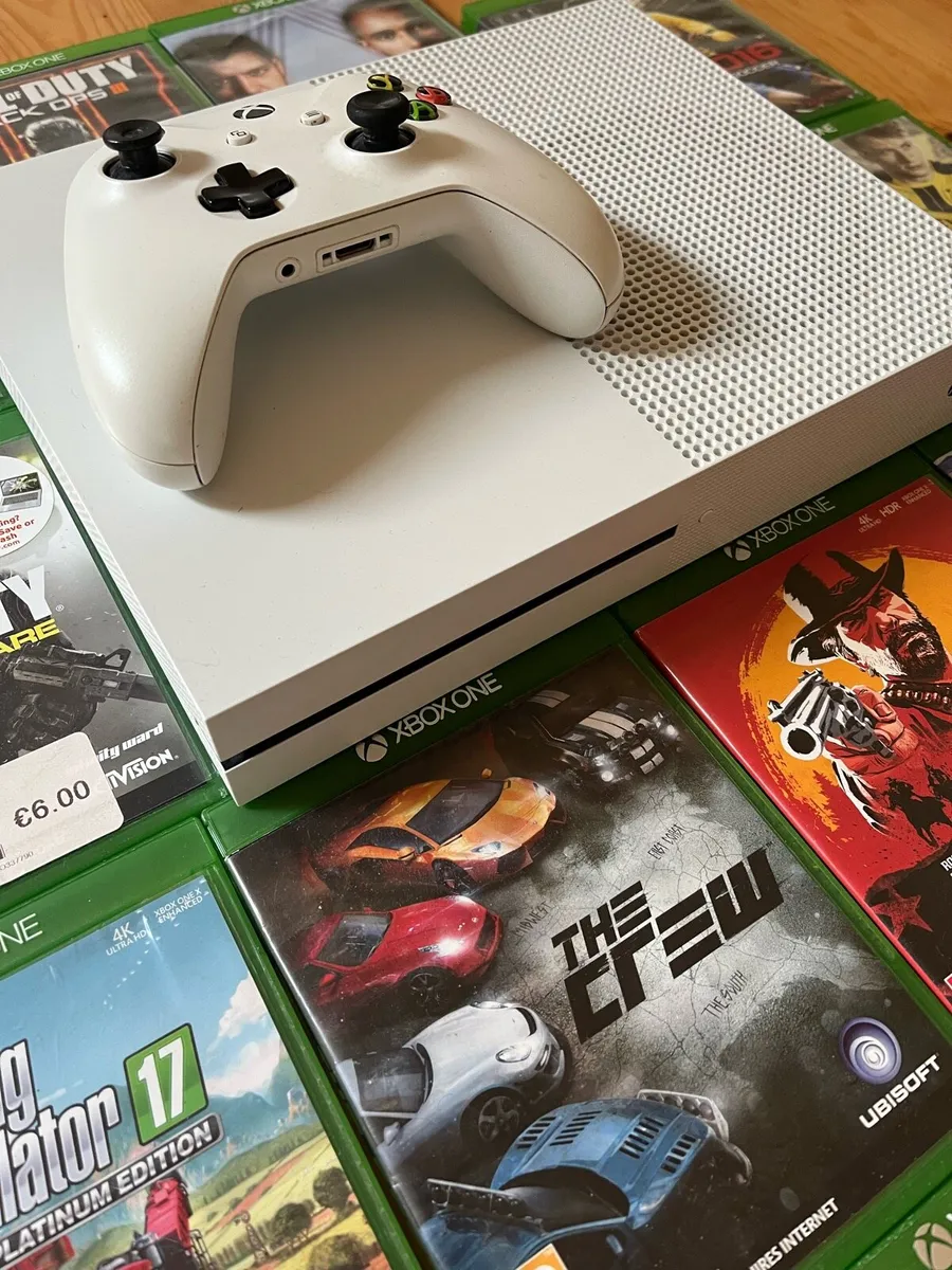 Xbox One S + 14 Games Bundle – Great Condition - Image 2