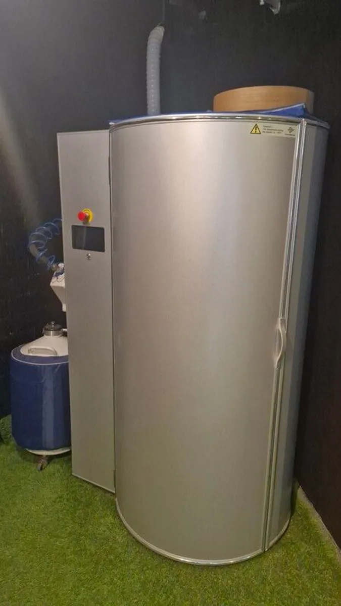 Cryosauna Machine - Image 1