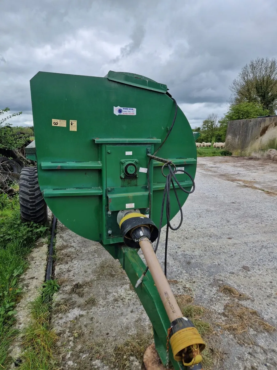 Dung spreader - Image 3