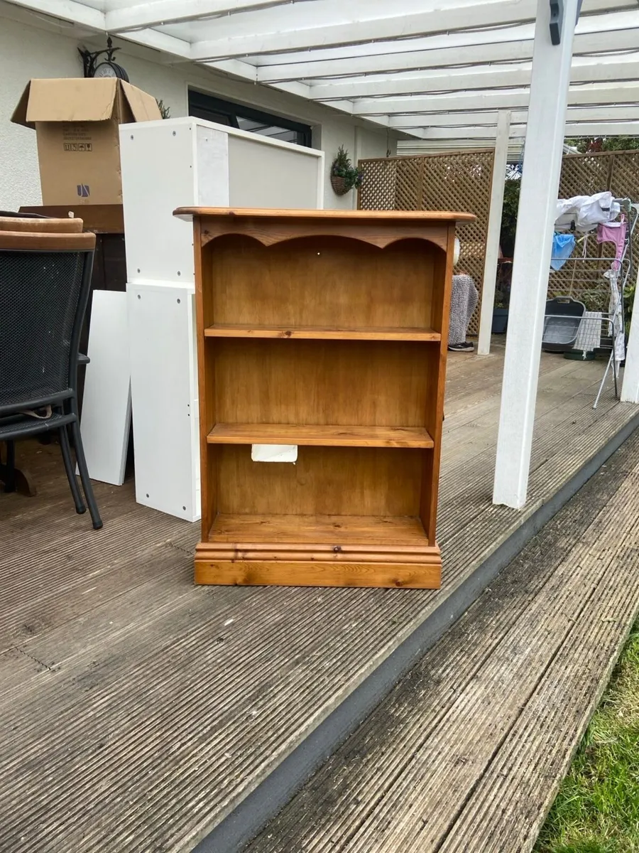 Small Shelving Unit