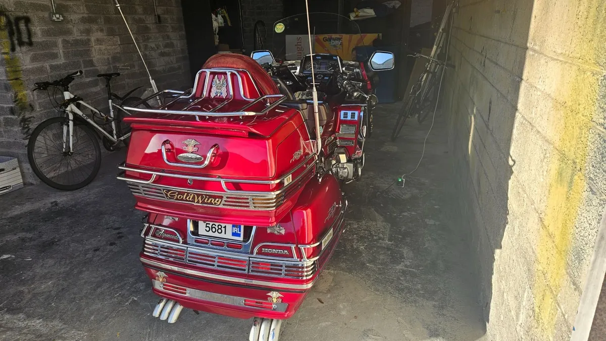 Honda Goldwing Aspencade GL1500A - Image 2