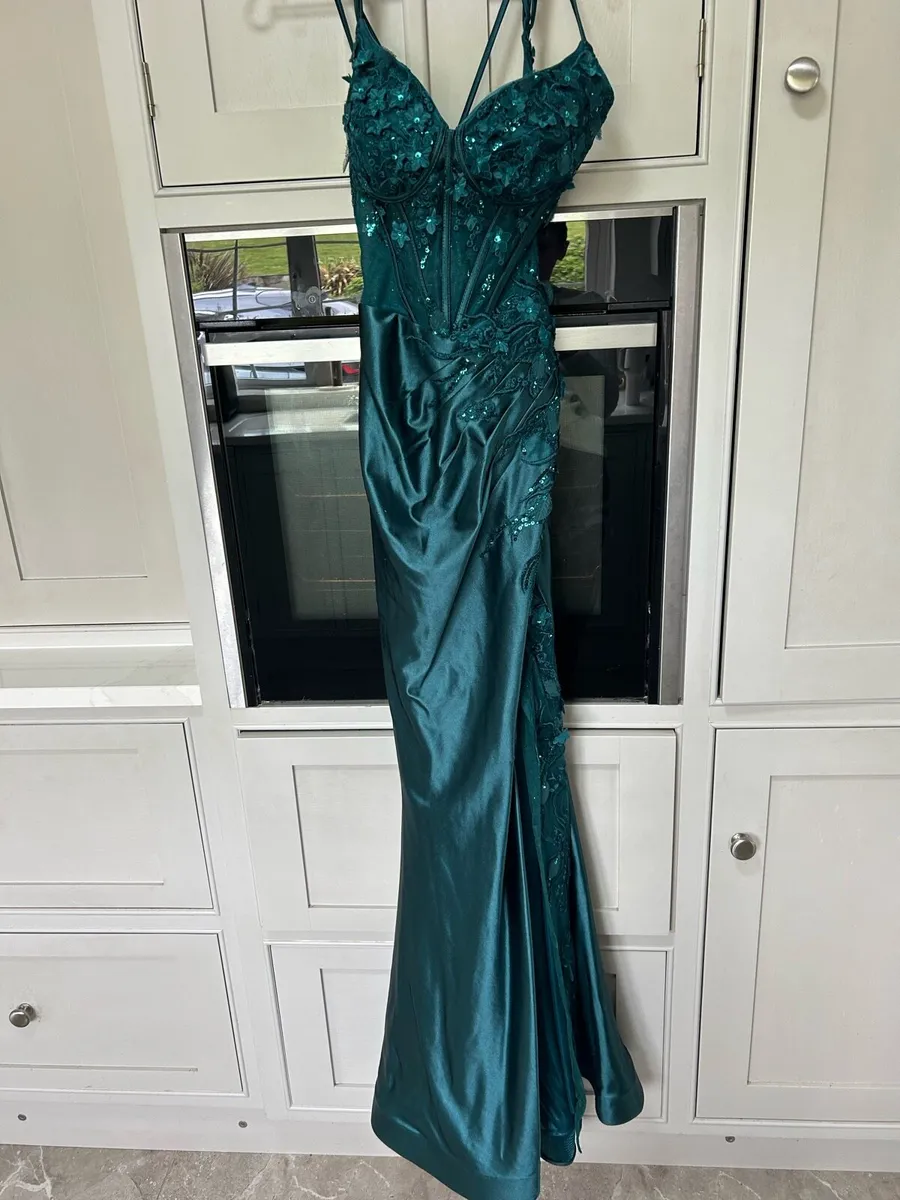 Debs dress - Image 2