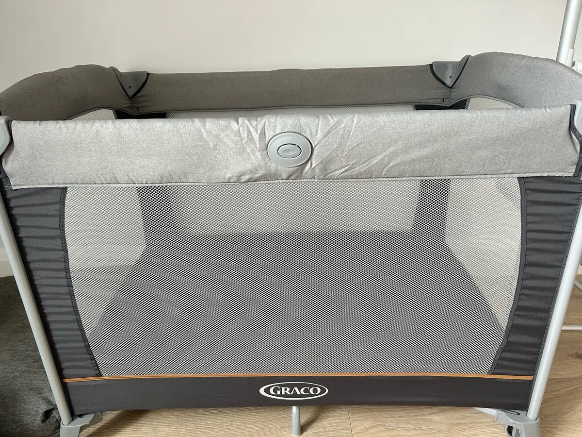 Graco Travel Cot - Image 1