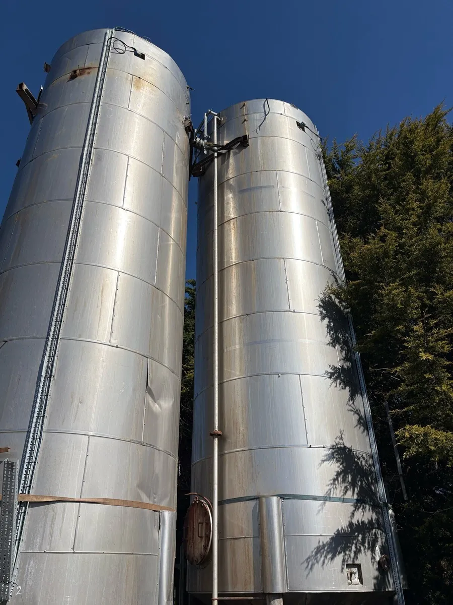 2 x 40,000L Stainless Steel Tanks - Image 3