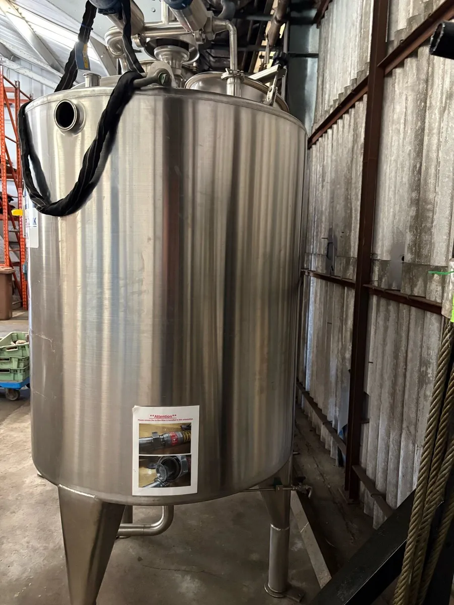 1000L Stainless Steel Tank - Image 1