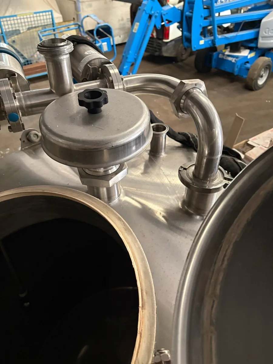 1000L Stainless Steel Tank - Image 3