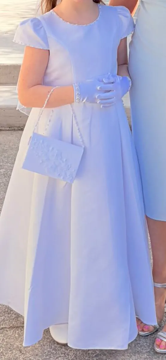 Communion dress - Image 1