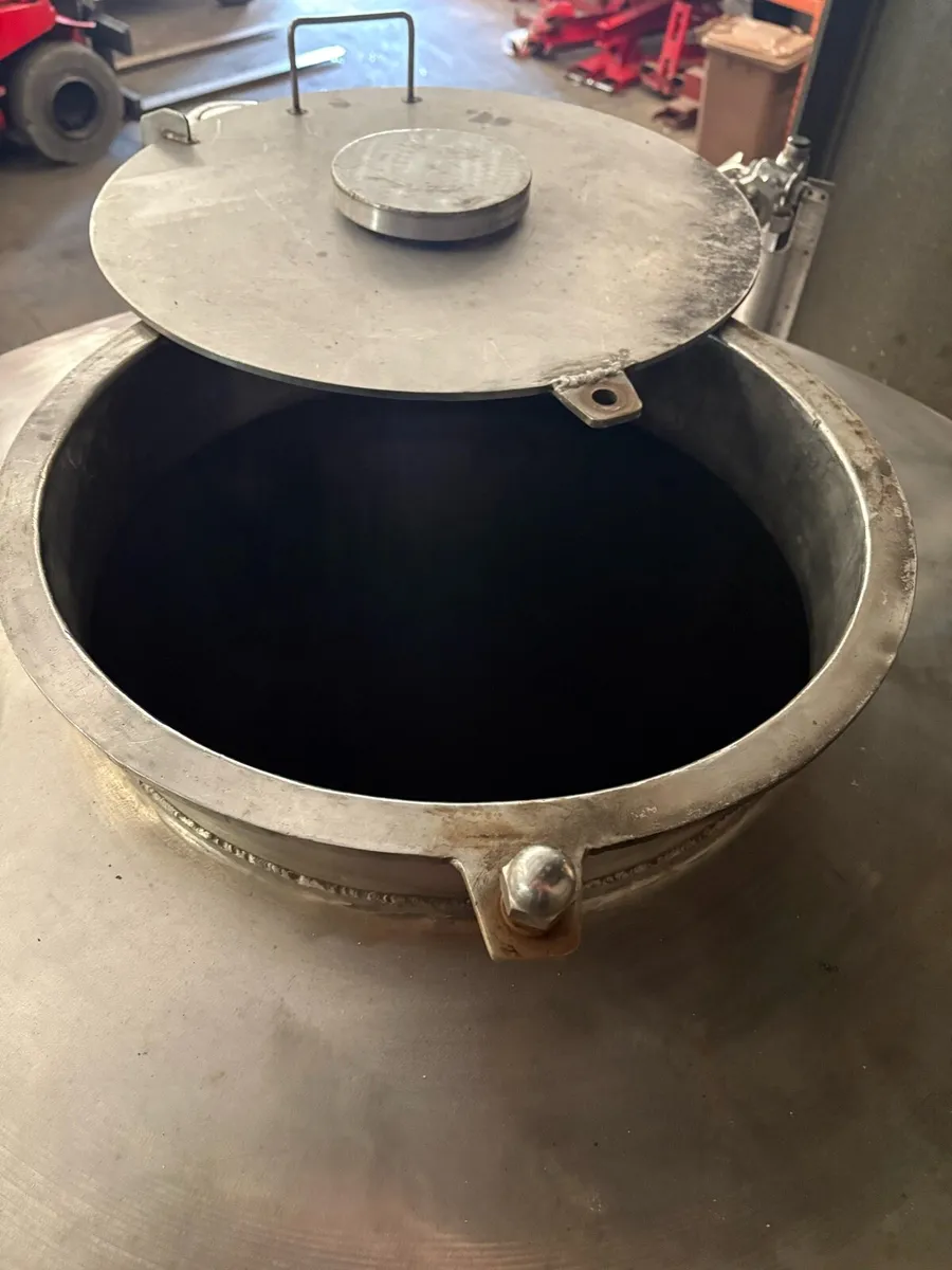2000L Stainless Steel Tank - Image 4