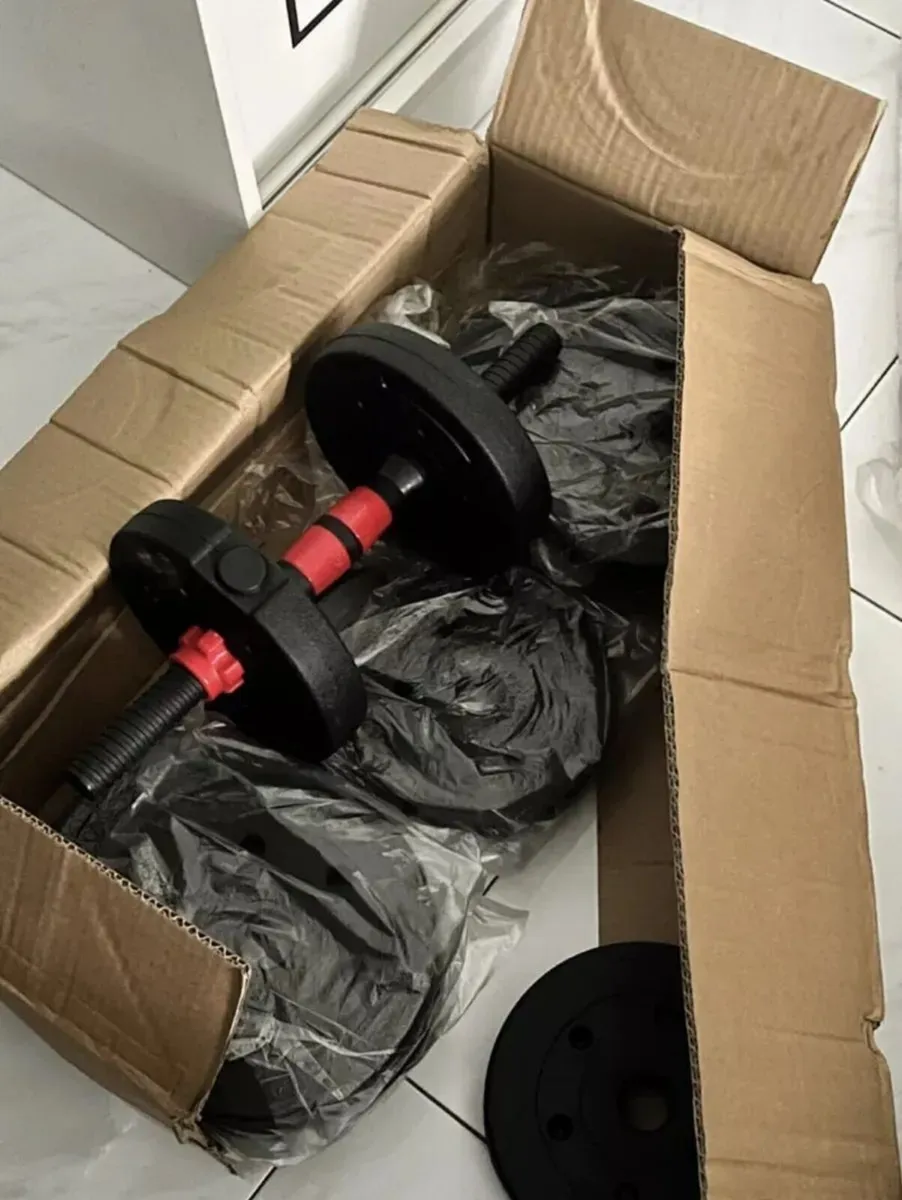 40KG Adjustable Dumbbell and Barbell Set brand new - Image 4
