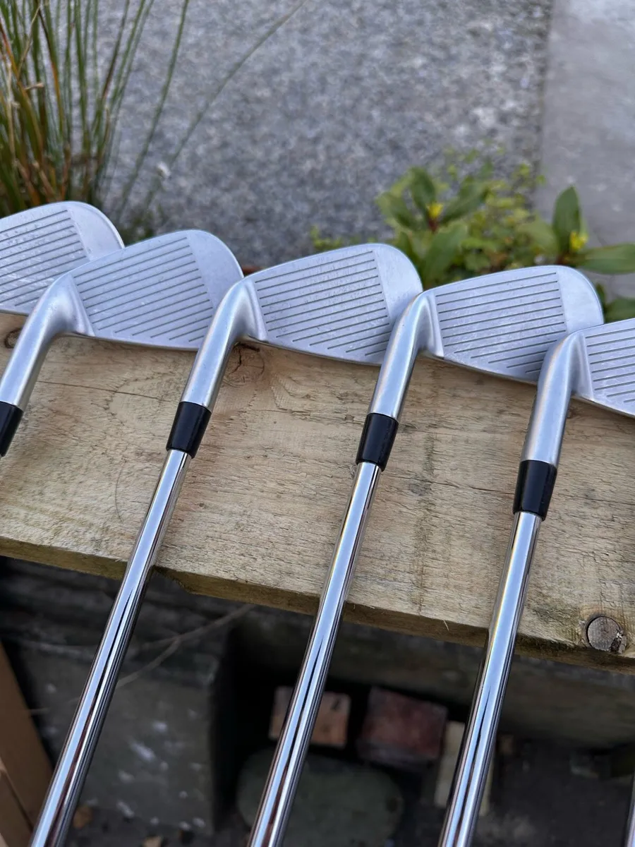 Callaway Apex Pro 2024 Irons X-Stiff - Image 4