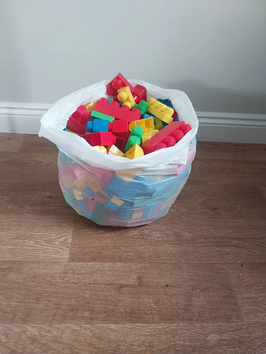 Toy blocks