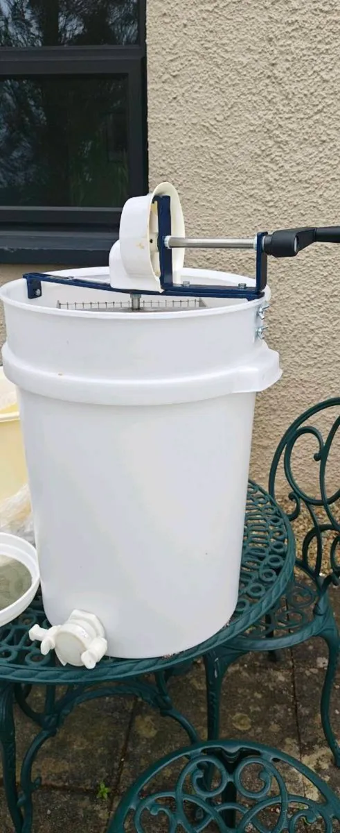 Honey Extractor - Image 1