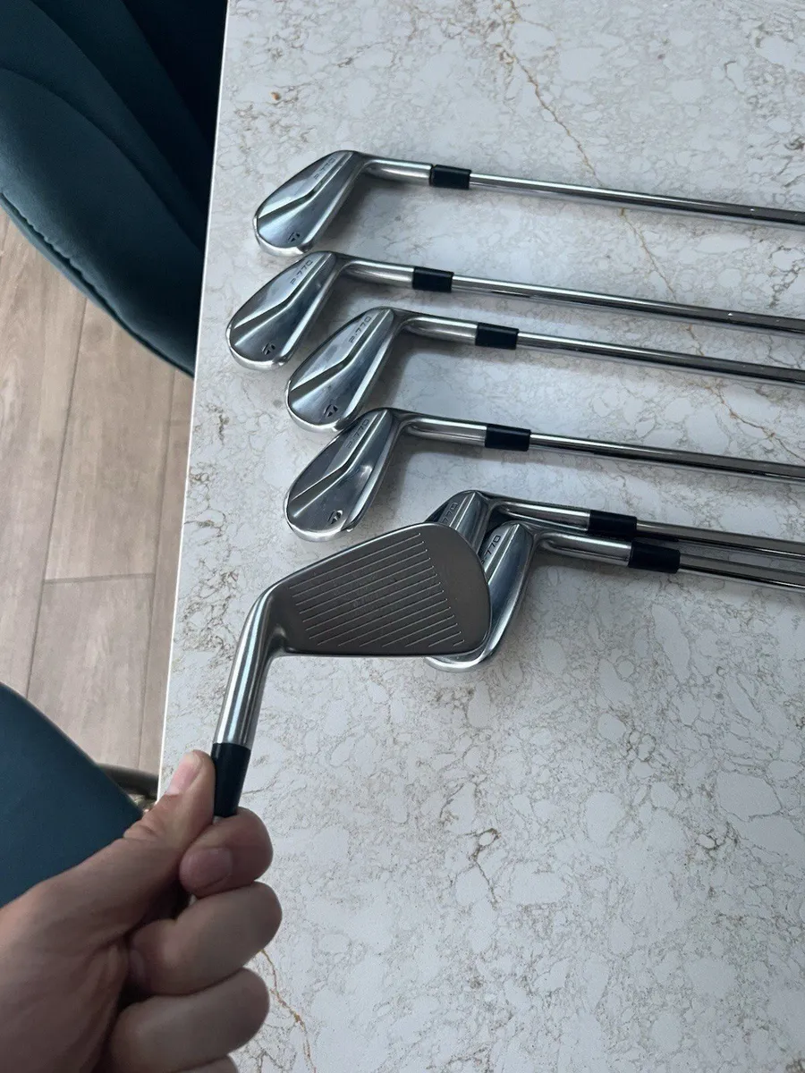 TaylorMade P-770 Forged Irons 4-PW RH STIFF - Image 4