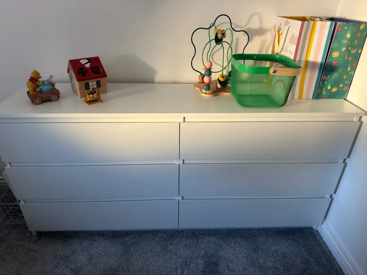 Household items - Image 1