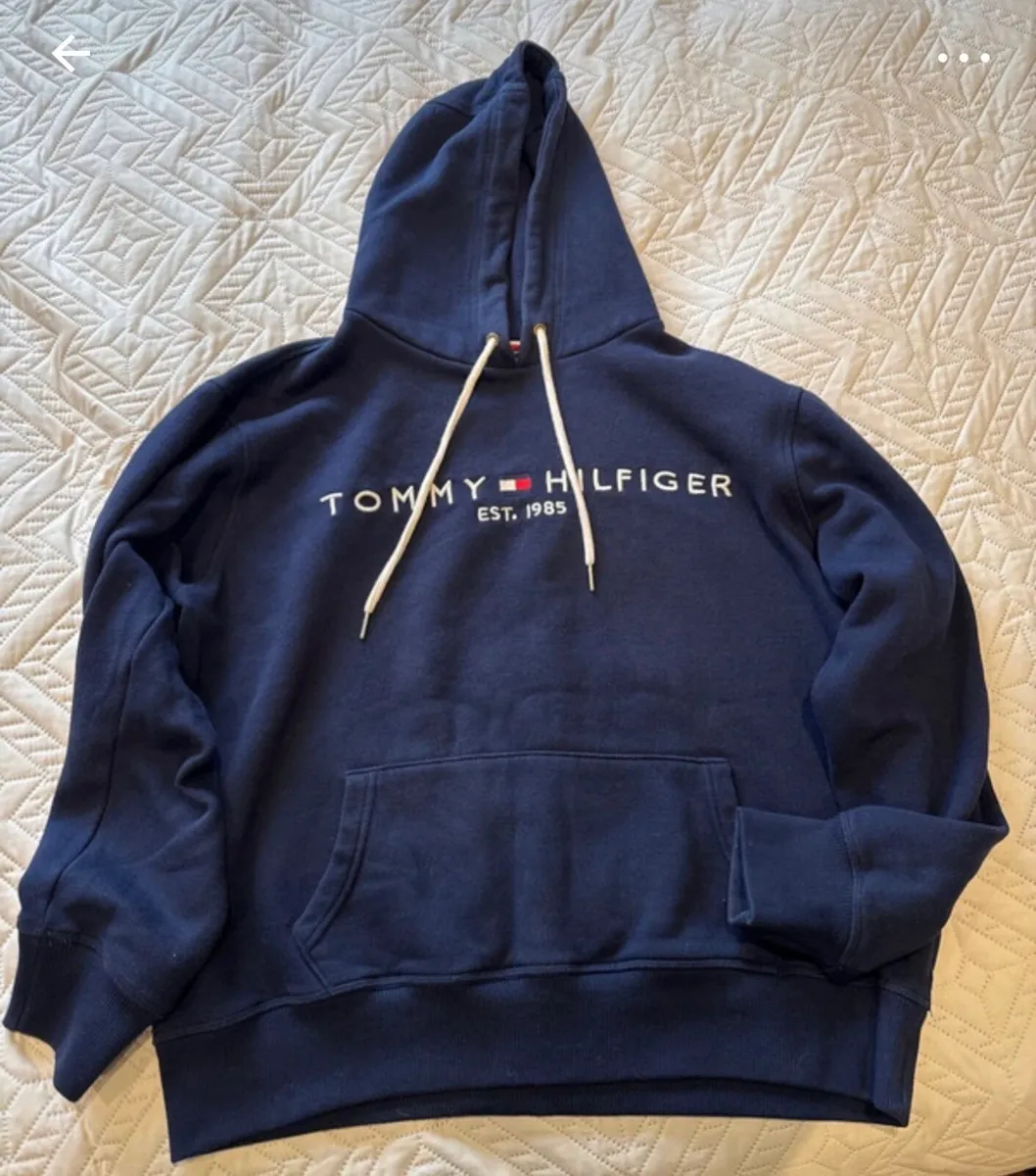 Tommy Hilfiger Hoodie - Image 1