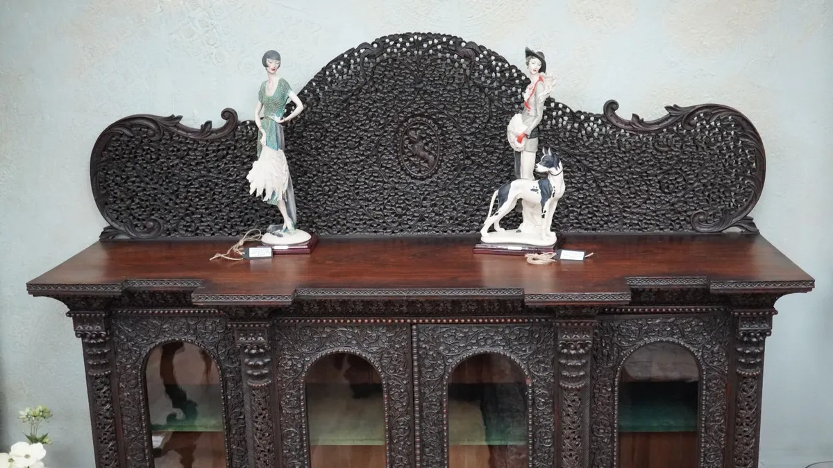 Anglo-Indian Bombay Blackwood Display Cabinet - Image 2