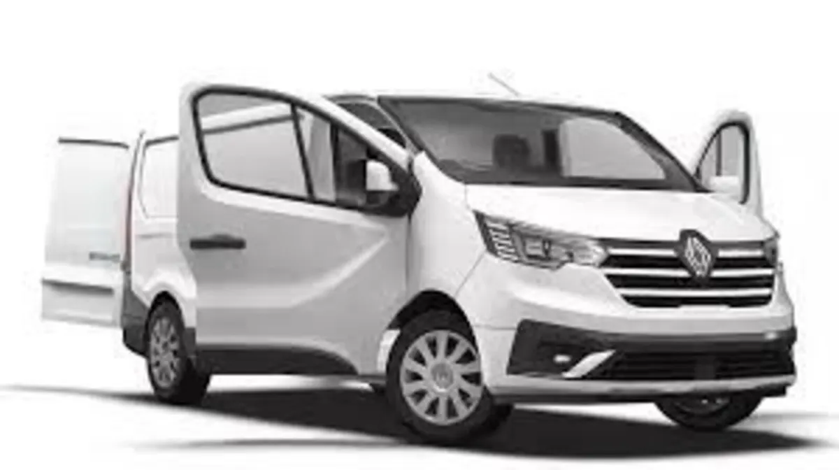 Renault Trafic Tailored Heavy Duty Rubber Mat - Image 1