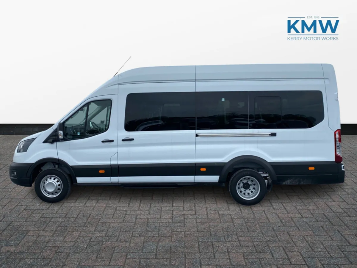 Ford Transit Minibus 17- Seat Trend 165 BHP..Tacho - Image 4