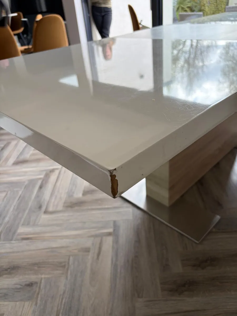 Dining Table - Image 4