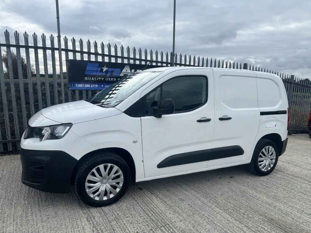 Peugeot Partner PROFESSIONAL PLUS 1.5 BLUE HDI - Image 1