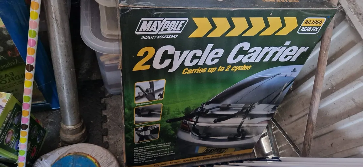 Two bicycle carrier for car