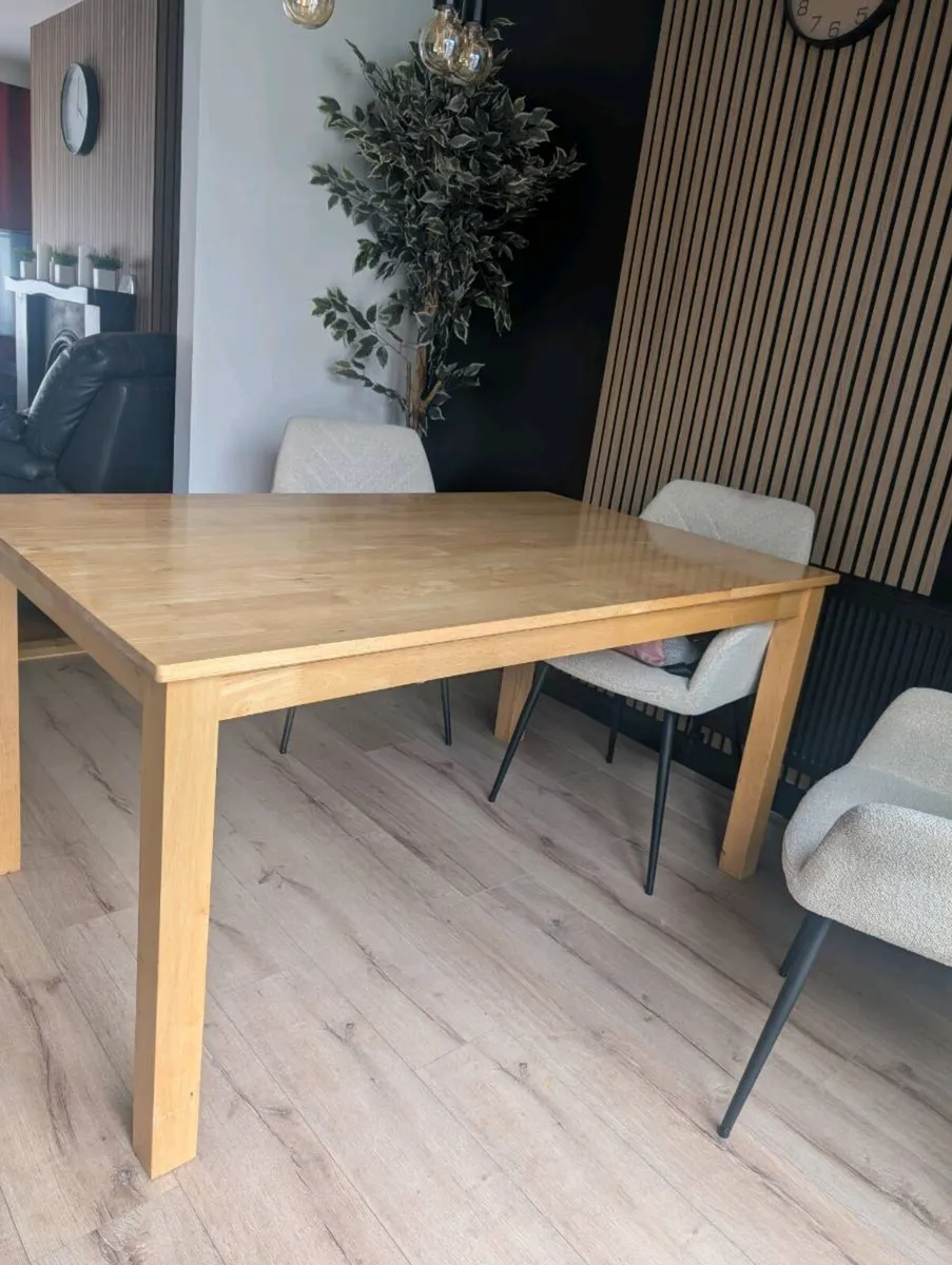 Dinning table - Image 4