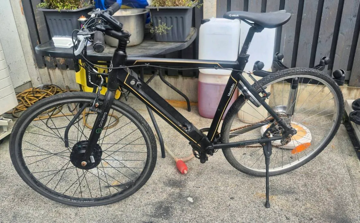 ADULTS ELECTRICAL BIKE PARTS REPAIR HAS NO BATTERY - Image 3