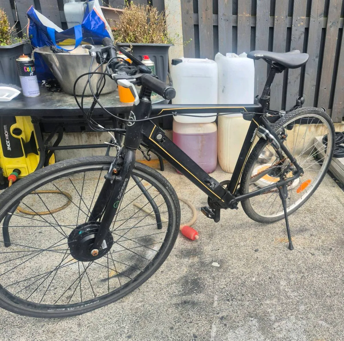 ADULTS ELECTRICAL BIKE PARTS REPAIR HAS NO BATTERY - Image 1