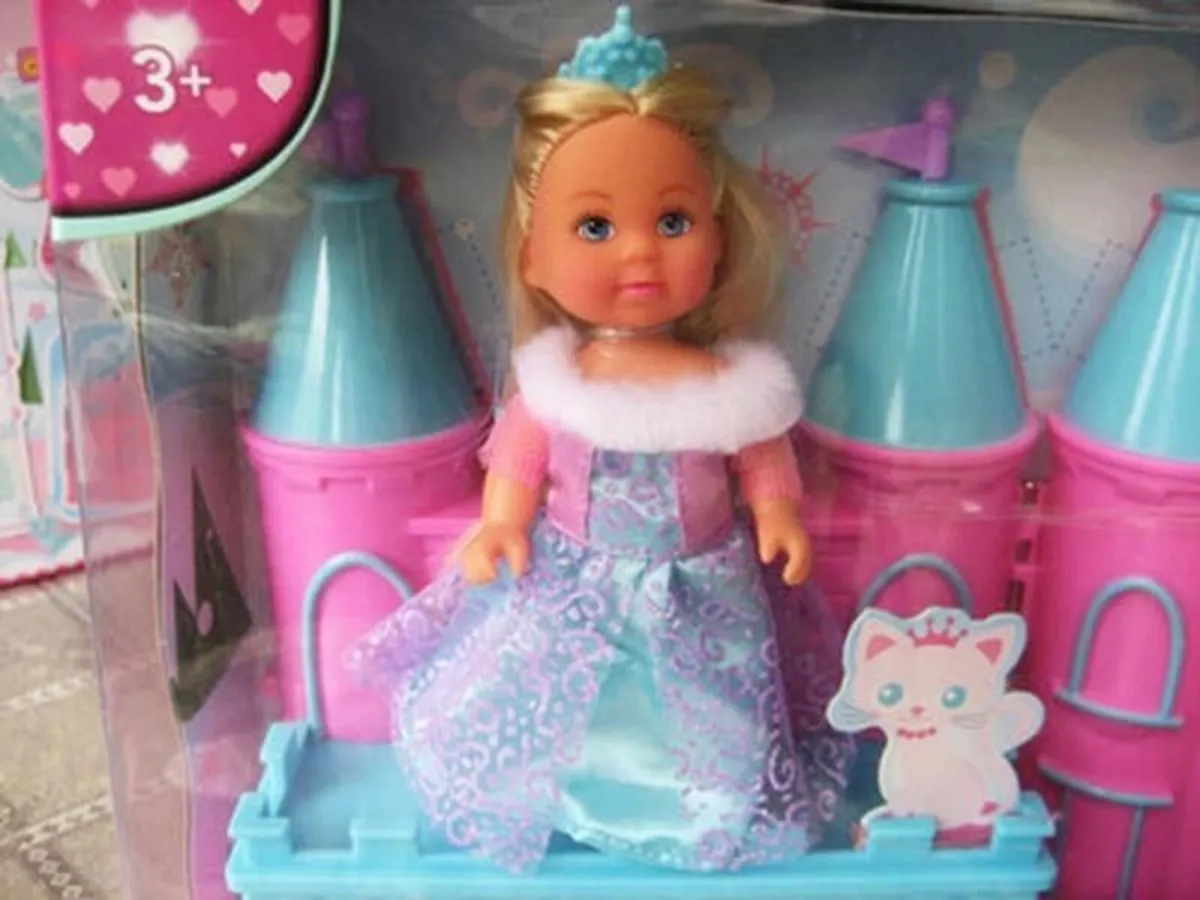New: Evi Love Princess doll & Castle playset - Image 1