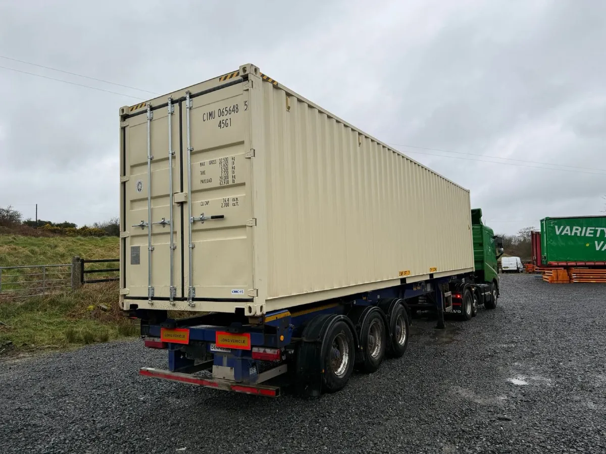 2x 40ft HQ Shipping Containers - Image 1