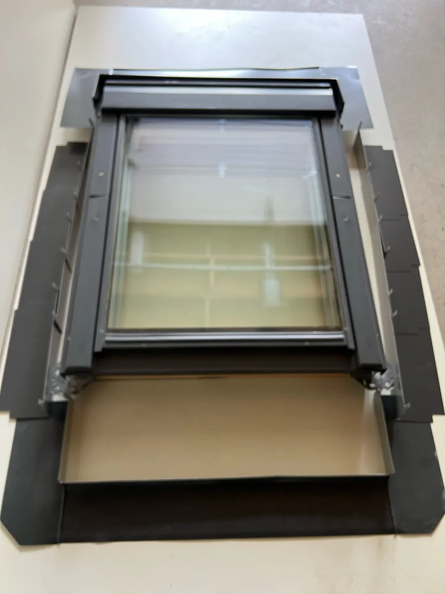 Velux window - Image 1