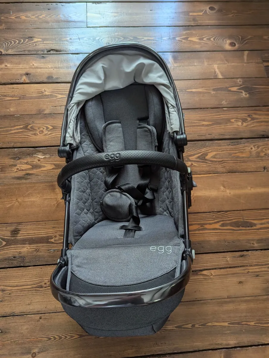 Egg 2 Travel System - Image 2