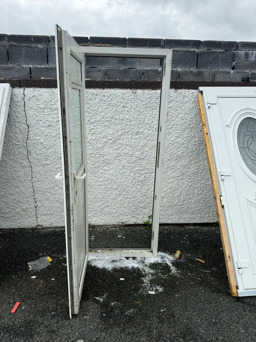 Pvc front door - Image 4