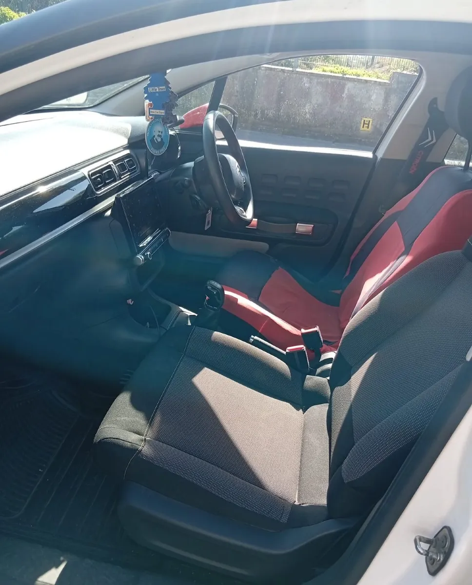 Citreon  C3.   1.2 petrol - Image 3