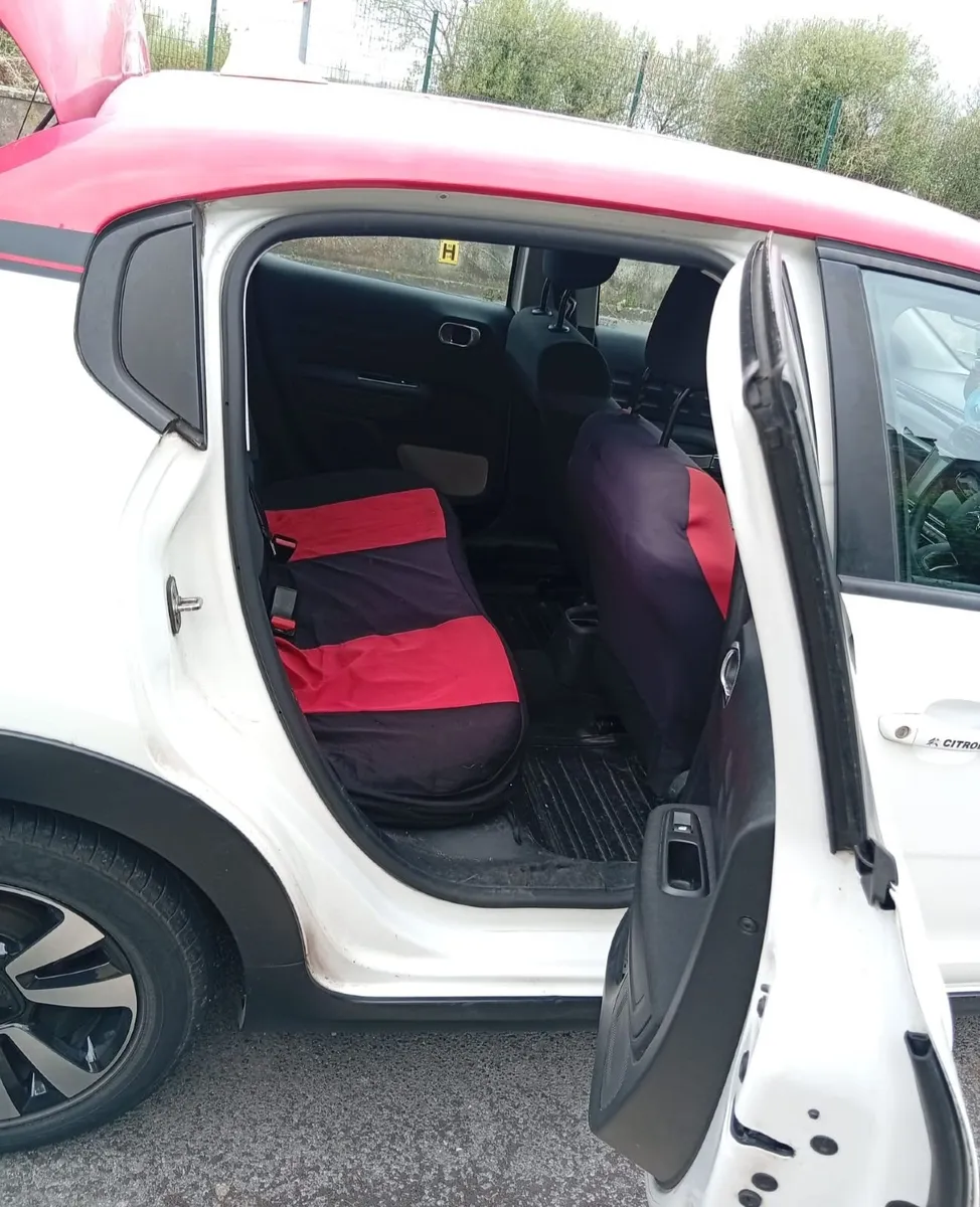 Citreon  C3.   1.2 petrol - Image 4