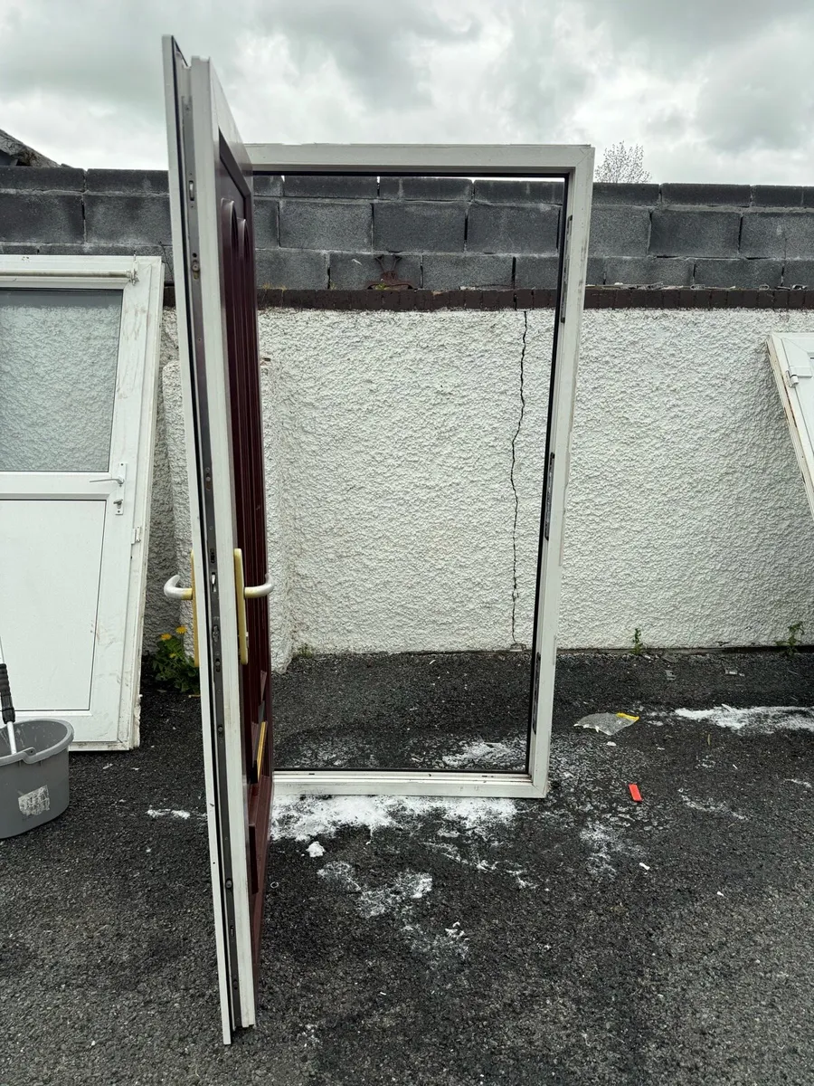 Pvc front door - Image 3