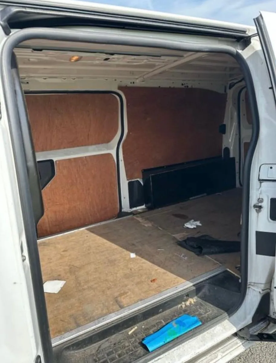 Opel vivaro - Image 4