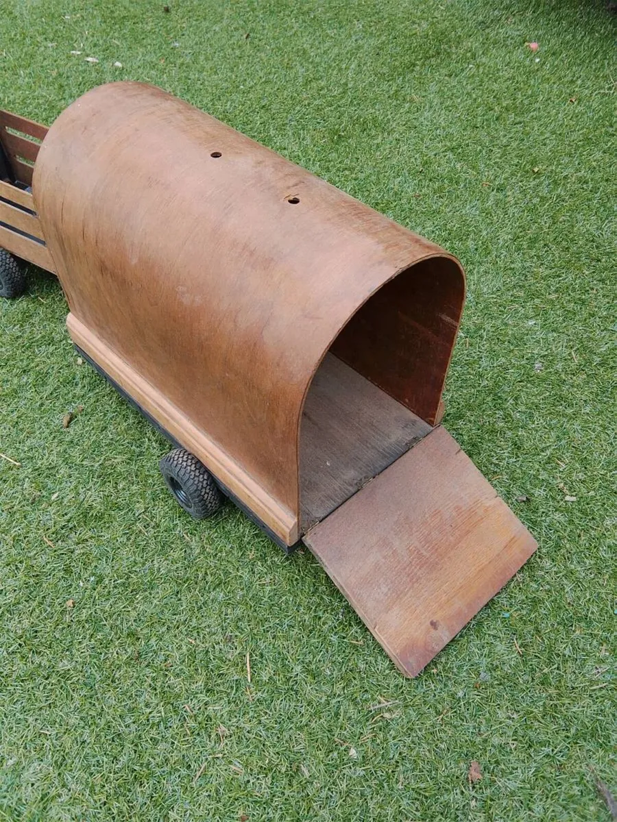 Upcycled sewing machine - Image 2