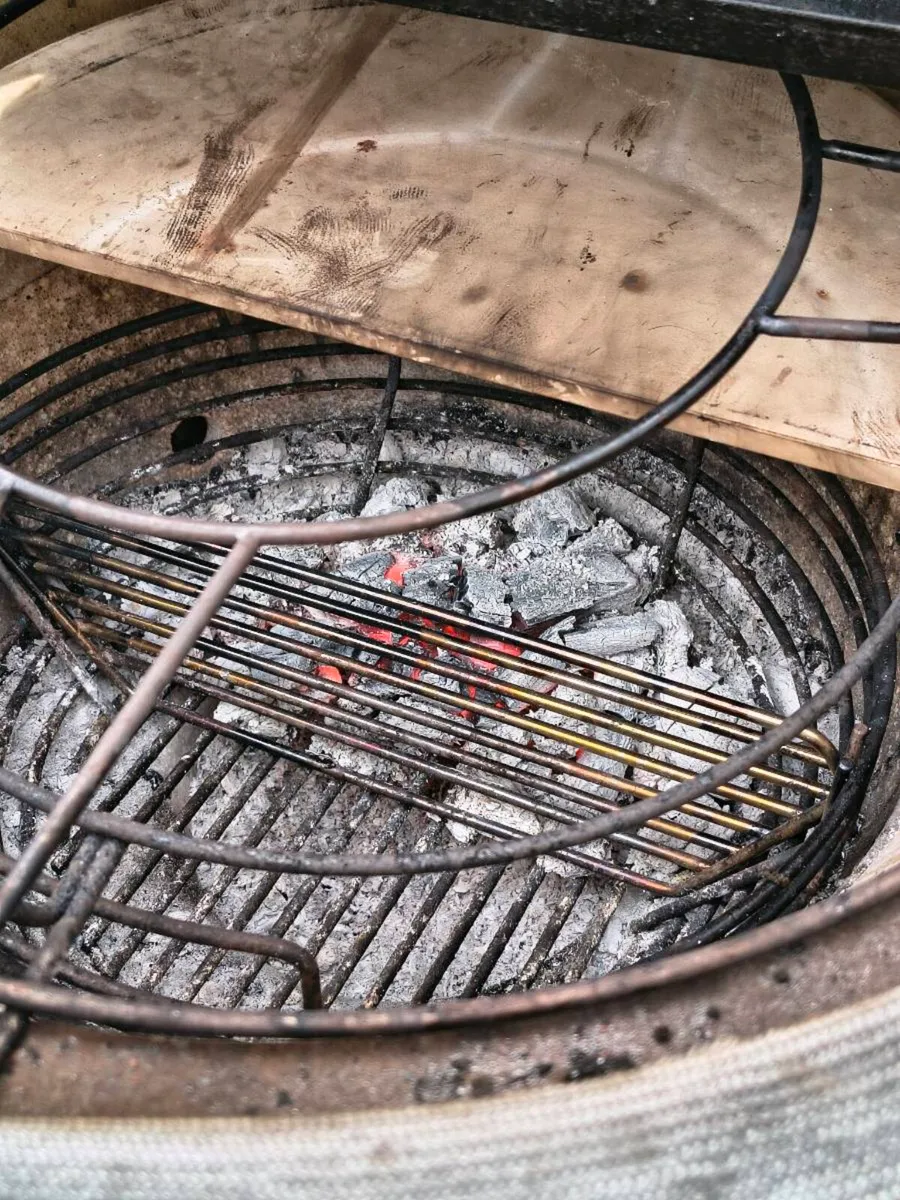 24" Kamado Ceramic bbq & upgrades - Image 3