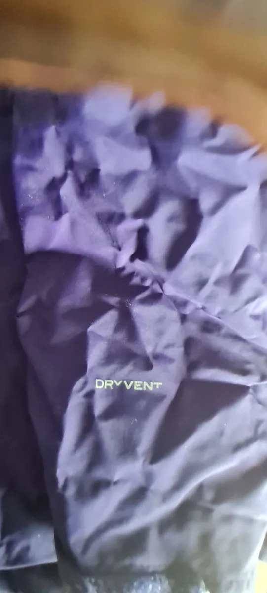 Ladies The North Face rain coat/fleece size medium - Image 2