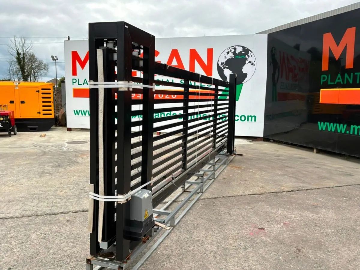 20ft CANTILEVER ELECTRIC SLIDING GATE........2030. - Image 4